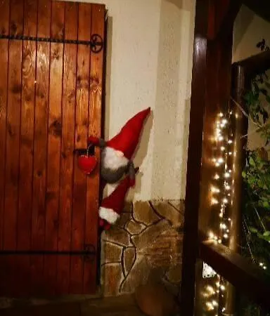 Villa House Botunya,private Luxury House Botunya