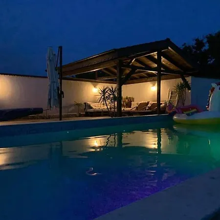 House Botunya,private Luxury House Botunya