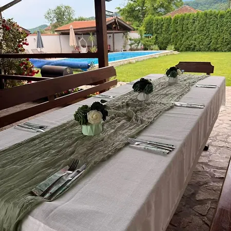 House Botunya,private Luxury House * Botunya
